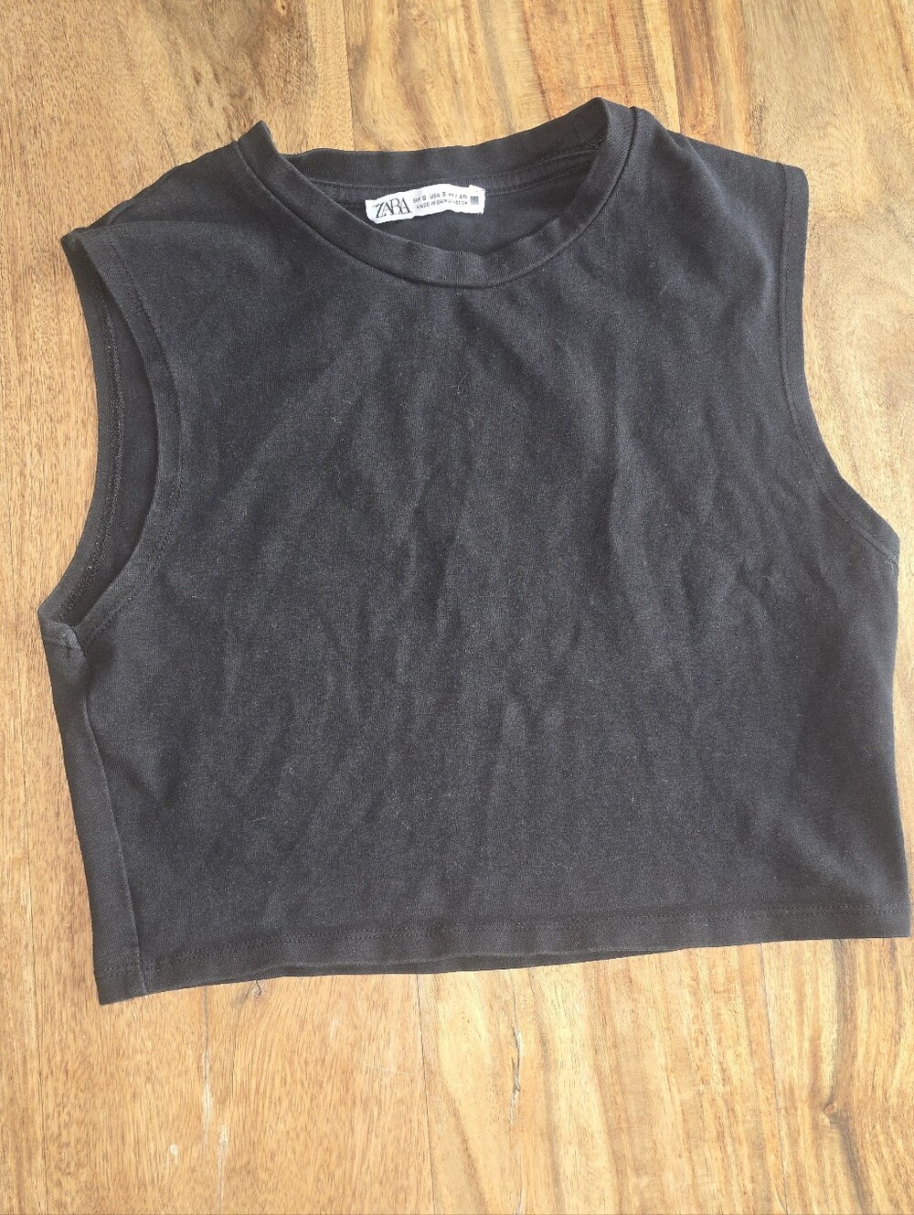 Zara Black Crewneck Cropped Muscle Tank Size: Small